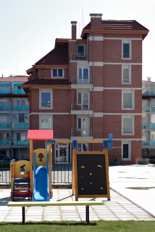 Hotel apartamentowy Block 531 Aparthouse Block 533 *
